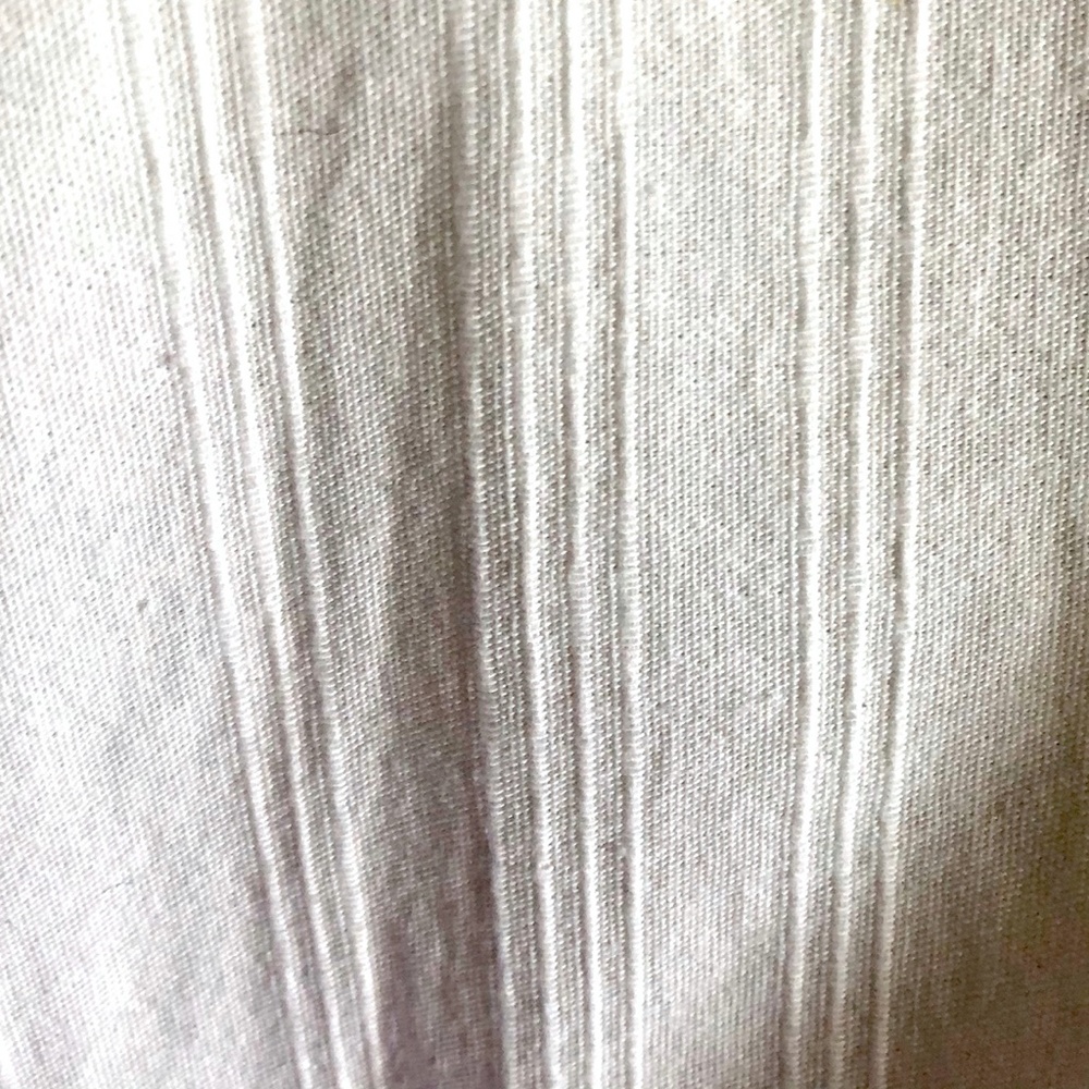 🛑SOLD🛑    100% Cotton White Bohemian Lace Up V-Neck Shirt - Picture 3 of 4